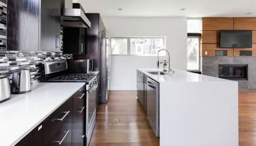 Urban Architectural Retreat with Rooftop Deck & Fi - Foto 2