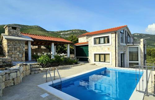 Villa Bepina, surrounded by sea, olive, vineyard - Photo 4
