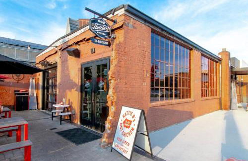 Spacious 3 Bedroom Historic Franklin Quadplex - Foto 64