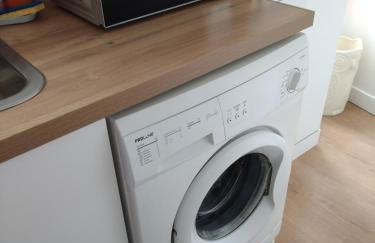 Vintage & Cosy - 4 pers - 10 min Disneyland - Gare 50 m - Paris 30 min - CDG 30 min - Foto 24