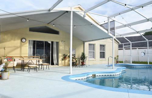 Artisan's Retreat - Poolside Paradise Near Disney - Foto 71