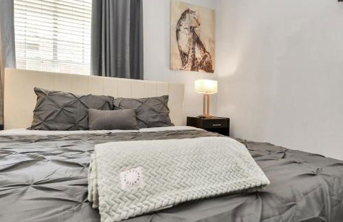 Cozy 3-Bd Haven Close to Med Center & Downtown HTX - Foto 36