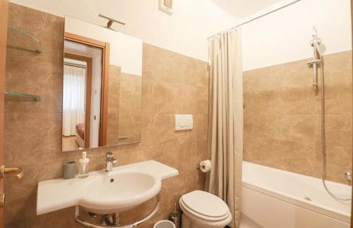 Olimpico Chic Home - Free Parking, Balcony, AC, Wi-Fi - Foto 12