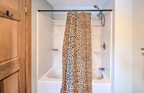 Inviting Countryside Home 4 Mi to Long Lake! - Foto 17