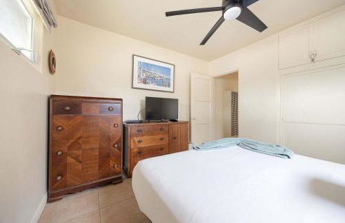 Steps to Ocean Sunset Views Beach Access & San Diego Charm - Photo 32