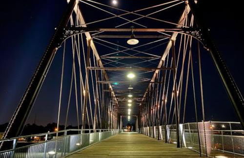 Spacious Room in shared home 9 Min to Convention Center - Foto 21