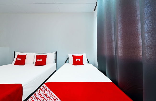 OYO 90493 JL Homestay - Foto 25