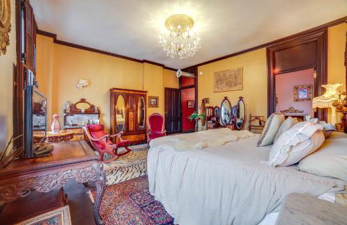 Vintage Apartment in Historic Downtown La Porte! - Foto 18
