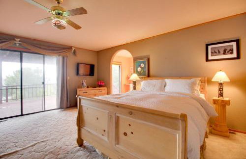 Spacious Kelseyville Home with Large Lakefront Deck! - Foto 11