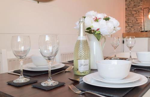 The Captains Hideaway - Photo 10