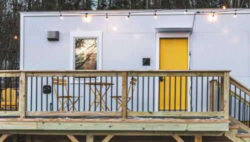 Modern Tiny House with hot tub & river near Stowe - Foto 1