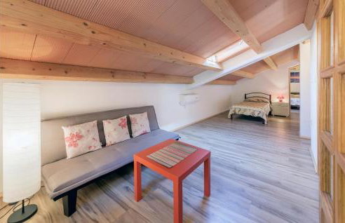 Four-Bedroom Holiday Home Labin With Sea View 08 - Photo 9