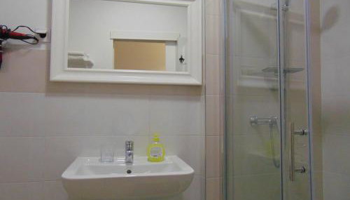 Apartments Radićeva - Foto 3, Shower