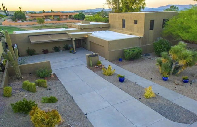 Luxe 4 Bdrm W/pool and Spa on Golf Course Lot! - Foto 49