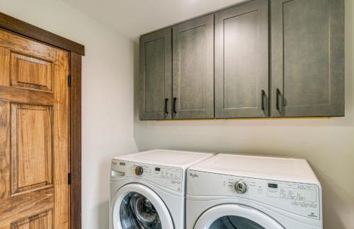 Pinedale Getaway Near Hiking, Skiing and Lakes! - Photo 19