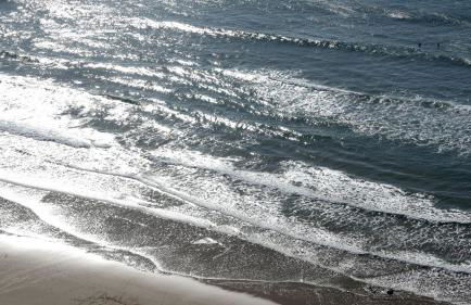 Modern Beautiful House - Photo 34