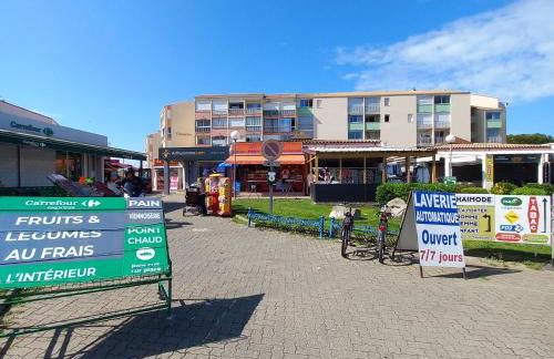"LE COEUR GRAU" 4 personnes , parking privé , proche mer et tout commerces , 10 mn du centre ville à pieds - Foto 11