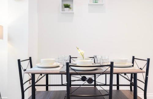 Modern 3 Bedroom Apartment with Ensuite - Foto 31