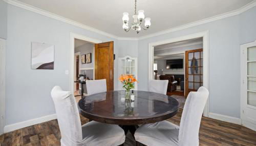 Queen Bed Retreat | Full Kitchen + Laundry Access - Foto 2