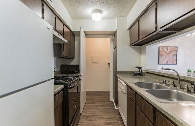 The Relaxing Suites of Midland - Photo 41