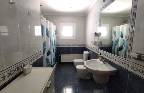 Villa con piscina a un paso de la playa - Photo 32