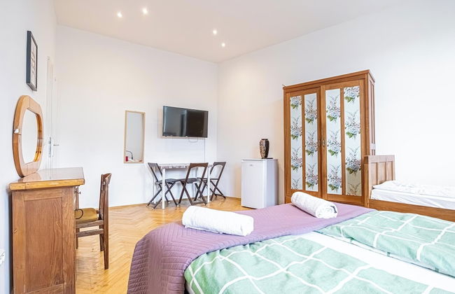 Cozy 4BR Apt Garden Close to Danube - Foto 28