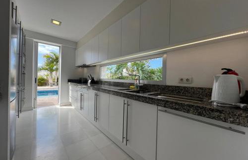 Luxury villa in Bahia del Duque by AltamarHomes - Foto 21
