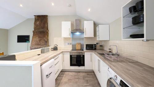 Town Gate Cottage - Photo 5