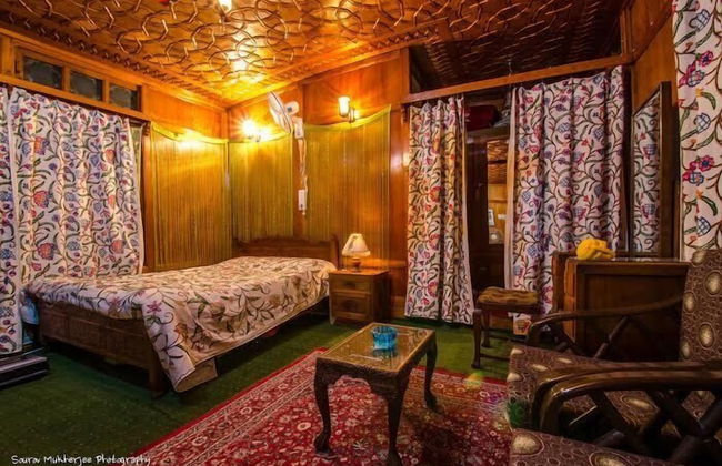 Lily of Nageen - Foto 5