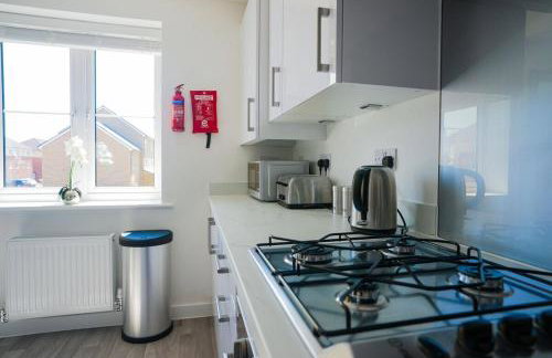 Premium Central 2 Bedroom Apartment Near Station with 2 Parking Spaces - Foto 3