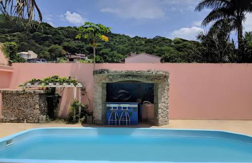 Casa com Piscina em Cabeçudas , 80 metros da Praia - Foto 2
