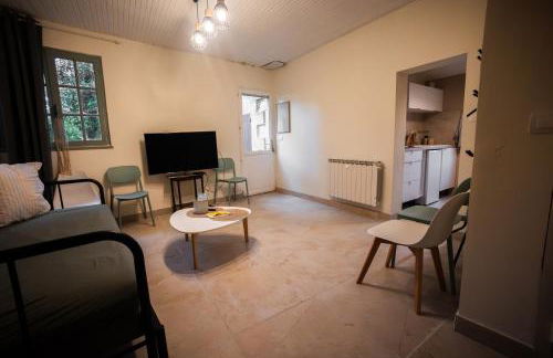 Petit Chai au coeur de village - Foto 7