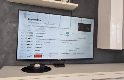 Laura Exclusive, dizajnerski uređen stan, izvrsno opremljen, self check-in - Foto 19