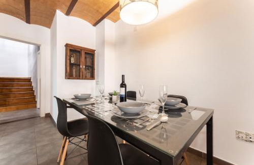 TGN-PentHouse-Duplex-Historical-5pax-Beach-WIFI-AC 20 - Foto 11