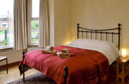 Pembroke House - Photo 9