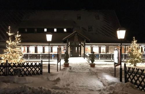 Berggasthof Heuberghaus, direkt am Rennsteig - Foto 22