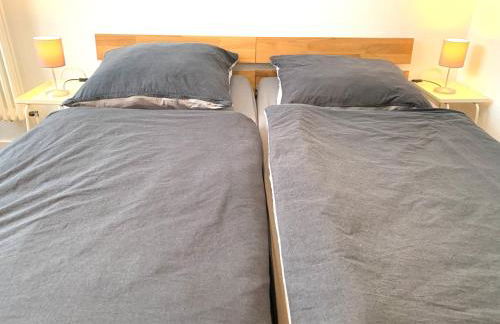 Alles komplett - 2 Schlafzimmer, große Küche, Bad - Photo 20