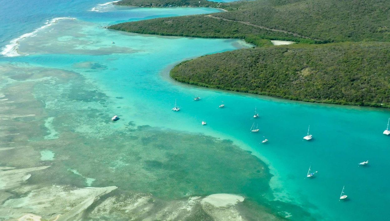 Excursión a la isla Culebra en catamarán - Foto 1, Excursión a la isla Culebra en catamarán