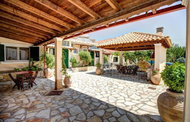 Trident Studios Apartments - Foto 1