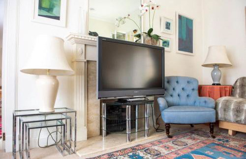 GuestReady - Classic Charm near Holyrood Park - Foto 10