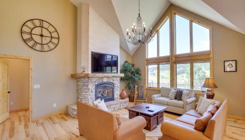 Hot Tub and Golf Course Views Luxe Sturgis Home! - Foto 5