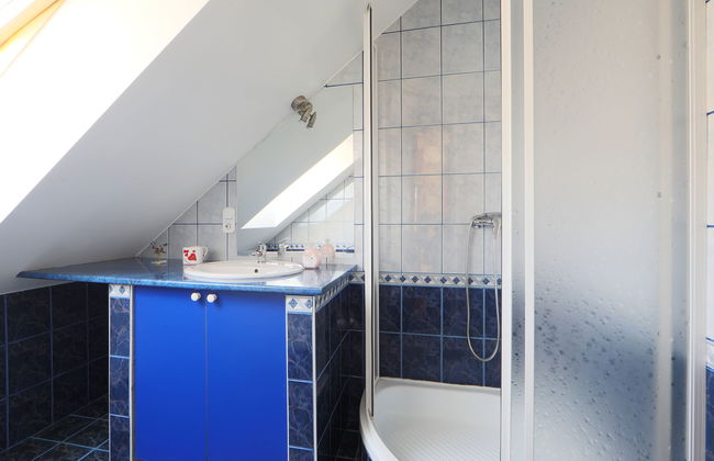 4 bedroom House in Kőröshegy with garden and terrace - Photo 16