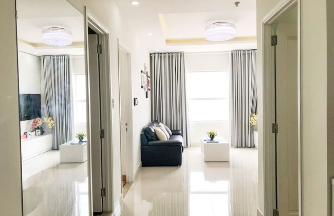 Sunrise City 2BR SW Pool 20th - Photo 5