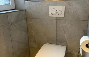 Deluxe-Family Apartment mit Terrasse, Küche & Parkplatz - Foto 13