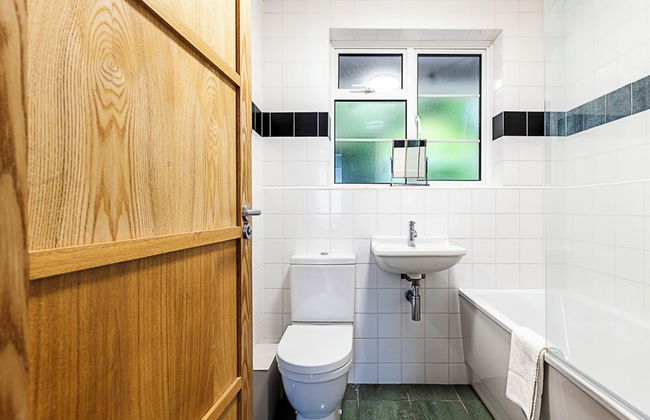 1930's Period Property in Leafy Suburb - Foto 17