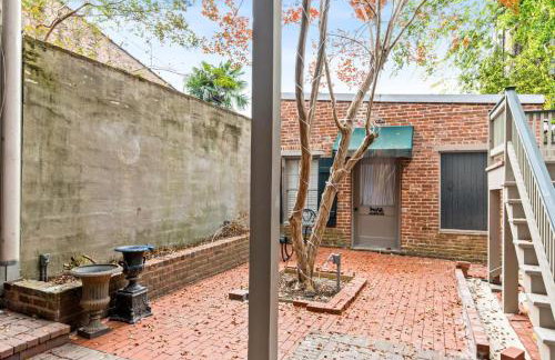 610 Franklin - Downstairs - 2 Bed, 2 Bath, Heart of Downtown, Pet Friendly with fee - Foto 10