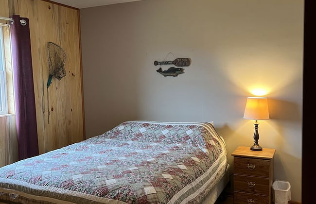 Sunset Pines Resort - Photo 5