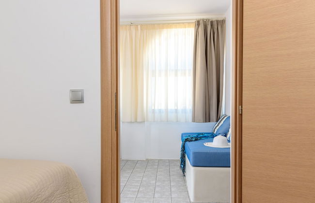 Villa George Santorini - Photo 3