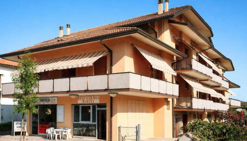Adria Residence - Photo 2