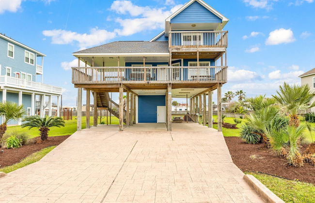 Backyard Oasis Hot Tub and 2 Shaded Decks - Foto 26